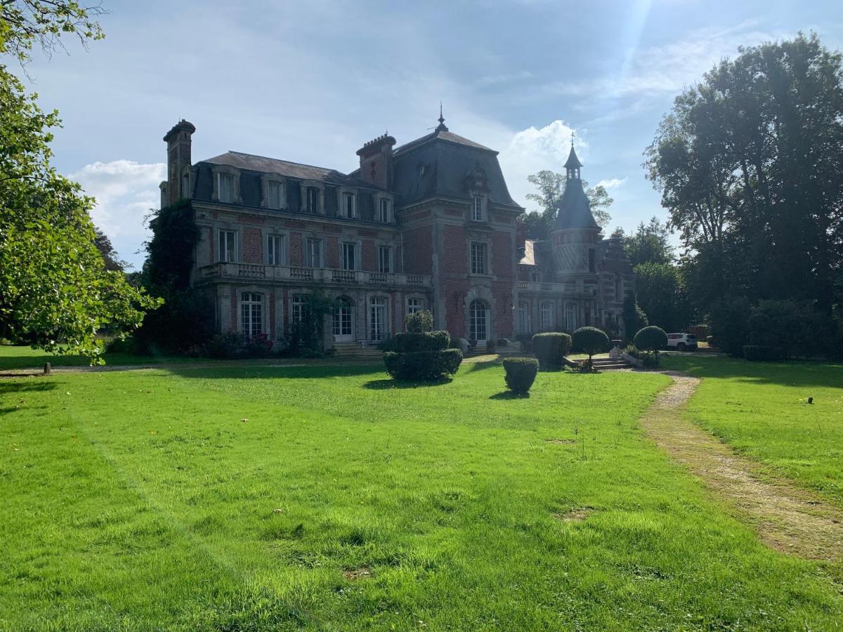 Le gîte du château Bertreville-Saint-Ouen Extérieur photo