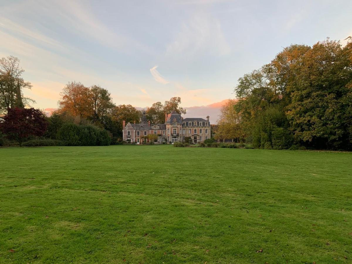 Le gîte du château Bertreville-Saint-Ouen Extérieur photo